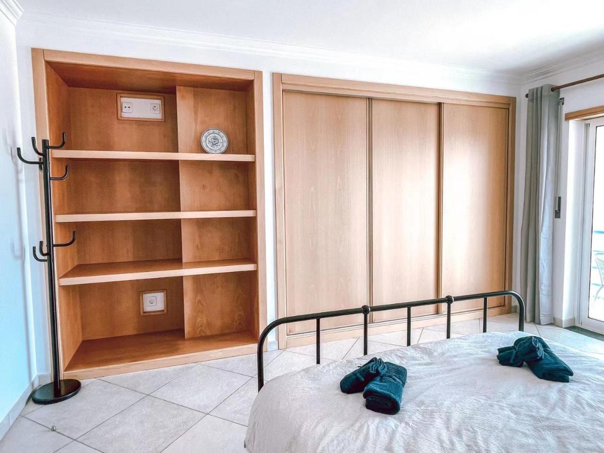 Peniche Master Bedroom With Sea View Balcony, Private Bathroom, Shared Kitchen, Swimming Pool, Surfing Resort Atouguia Da Baleia Bagian luar foto